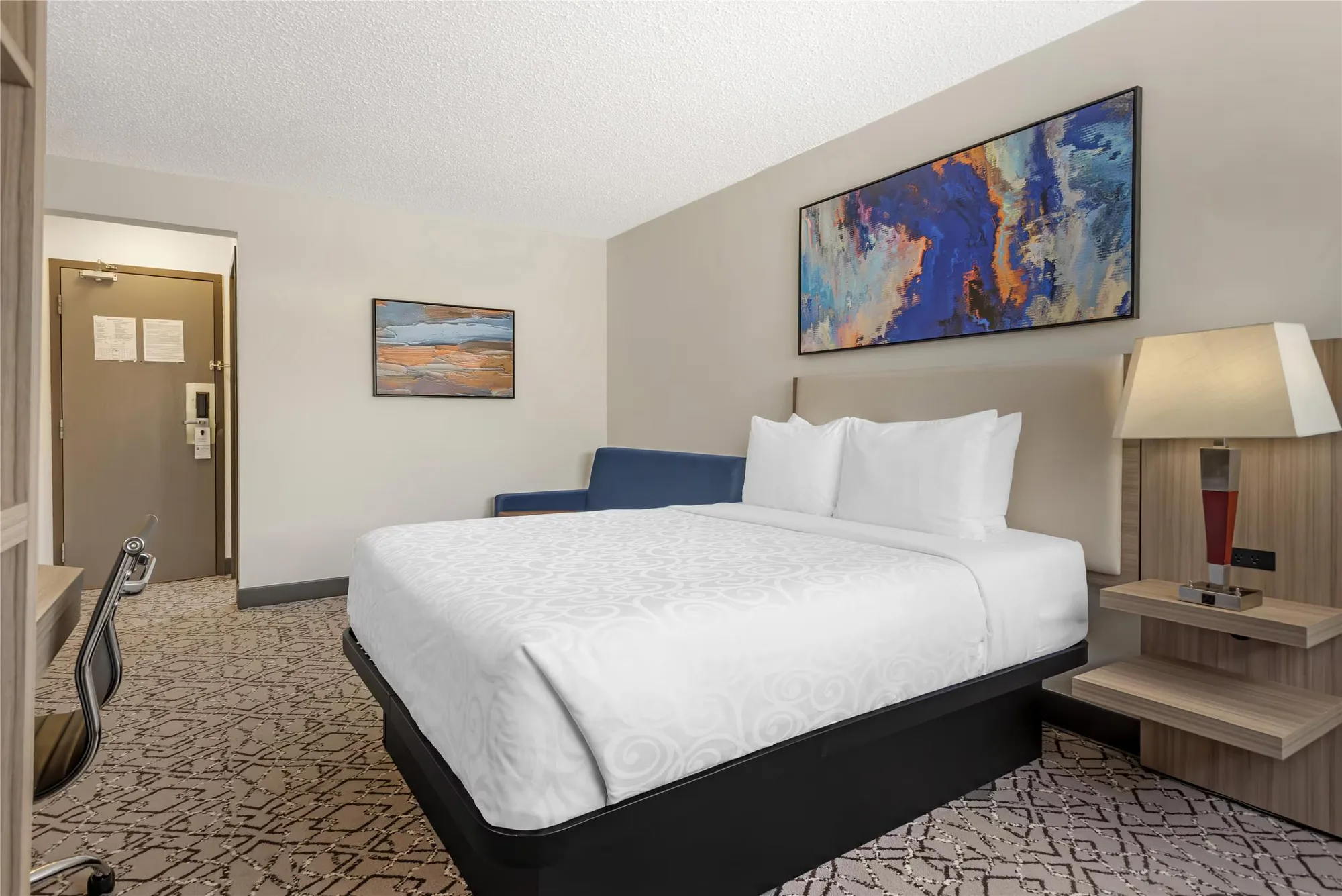 Best Western guestroom — Best Western Airport Inn, Calgary AB · Platform Bed Bases