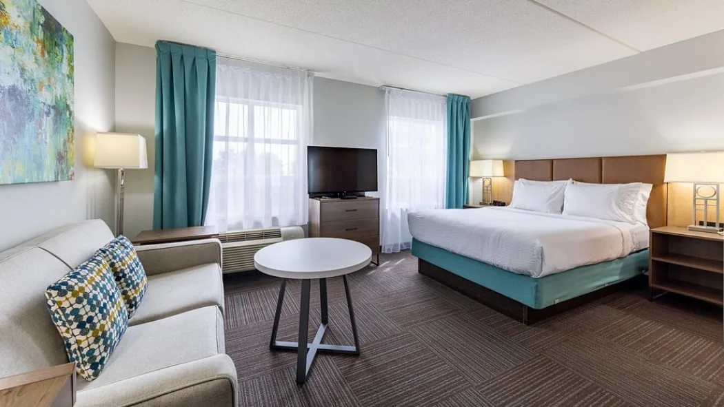 Hotel guestroom furnished by Nerval FF&E